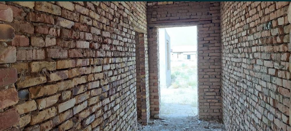 Uy Uchastka 24 sotix Srocho sotiladi Uchqizilda arzon uy
