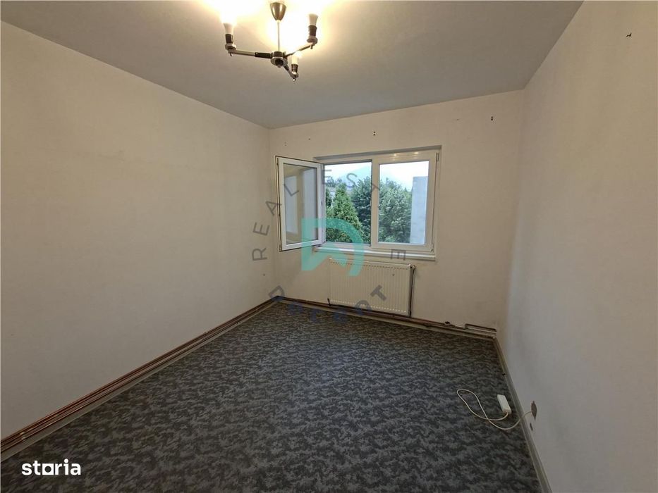 Apartament 4 camere Harmanului, 80 mp - Brasov