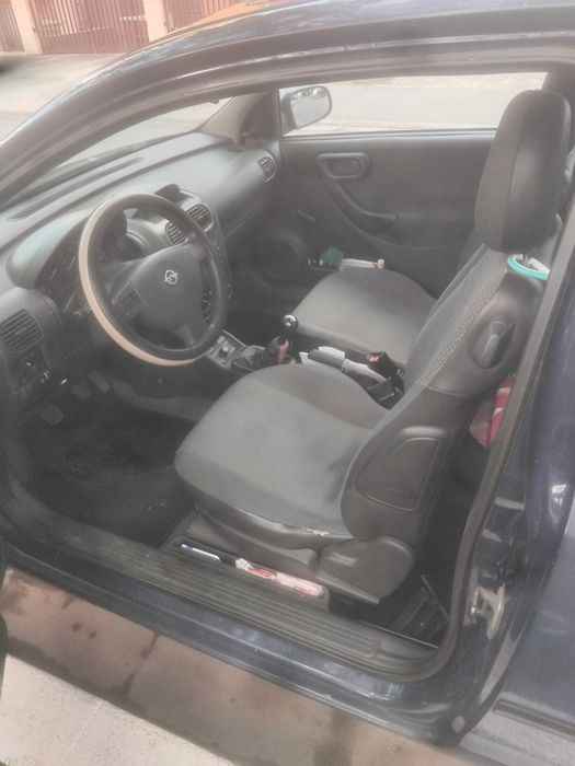 OPEL CORSA 1000 cm 2002
