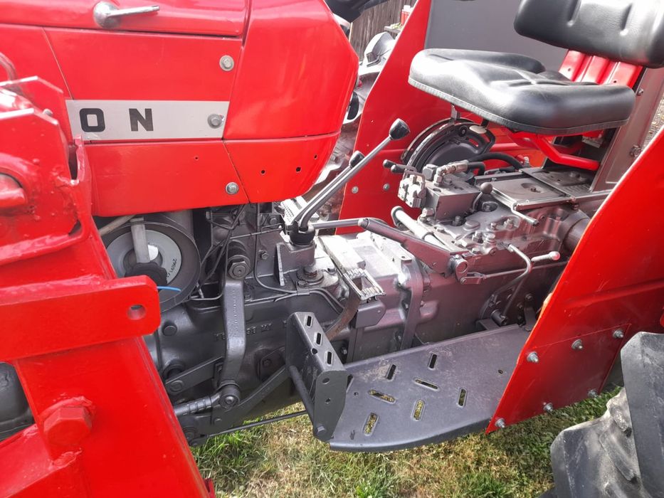 Tractor Massey Ferguson 158