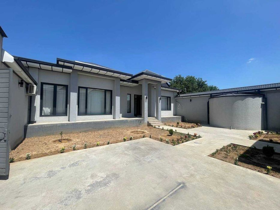 уй сотилади. Дормонда 6 сотих замонавий, новостройка килиб курилган.