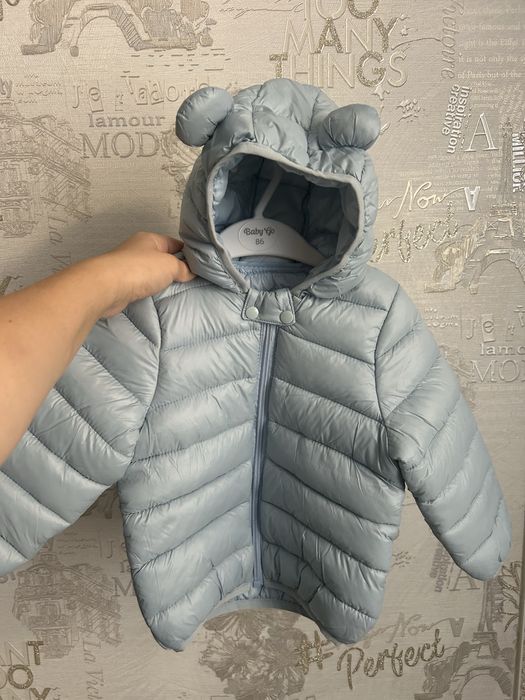 продам куртку детскую