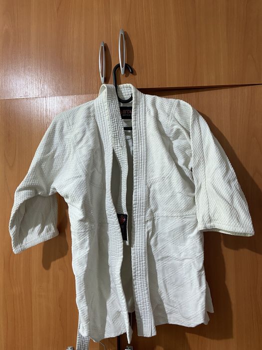 Продам кимоно (детский)