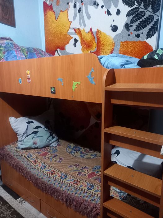 Двухъярусная кровать