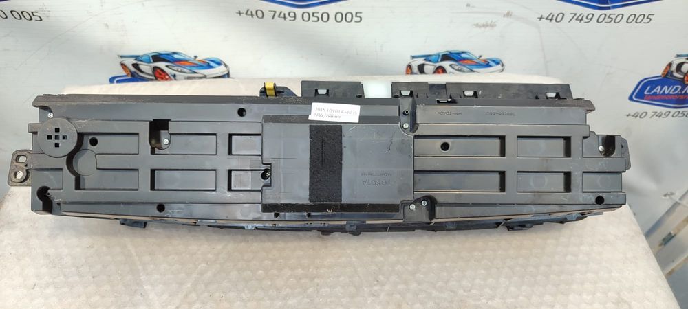 CEASURI BORD / CEAS KILOMETRAJ TOYOTA PRIUS XW30 2015 / 2012–2015 / COD OEM 83800-47D11 (5E2)