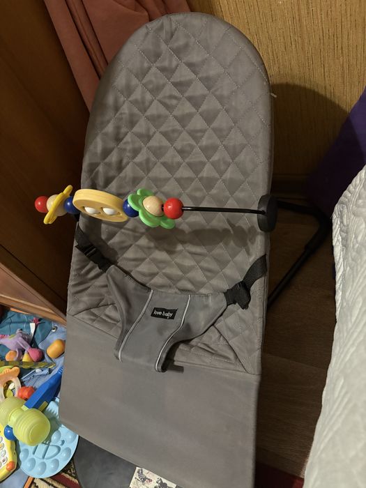 Детский шкзлонг качалка