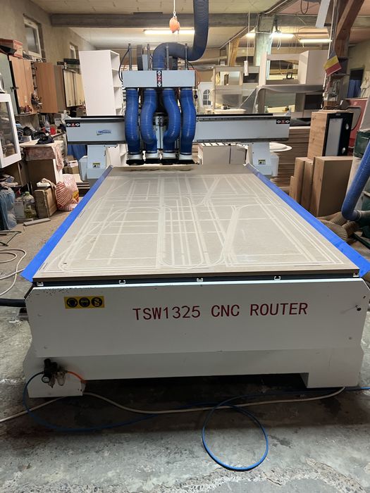 Vand router cnc 1300x2500