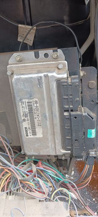 Двигатель коробка ваз 2115