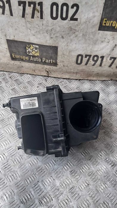 carcasa filtru aer Jaguar XE  X760 an 2016 cod GX73-9600-DB