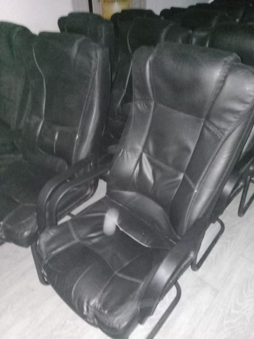 продам кресло Major по 10 тыс