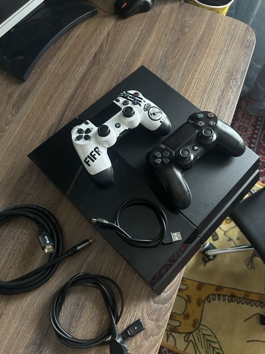 Play Station 4 (прошитая) GolHen