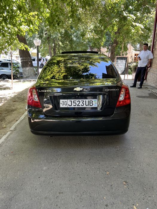 Продается автомобиль ласетти
