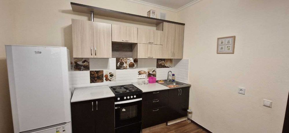 Кухонный гарнитур в хорошем состоянии