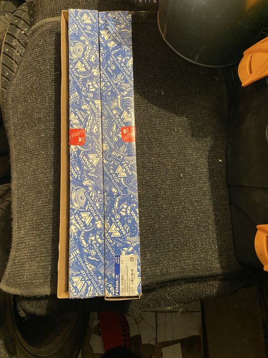 Продам запчасти на ауди 80 б4