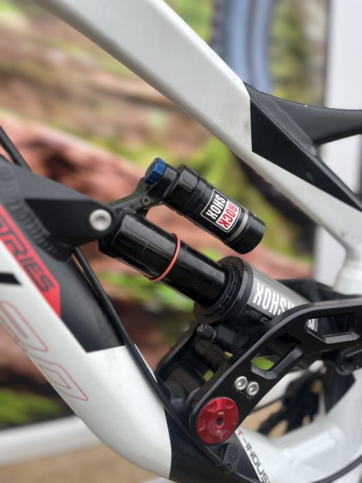 Yt noton 26”/S/Rock shox