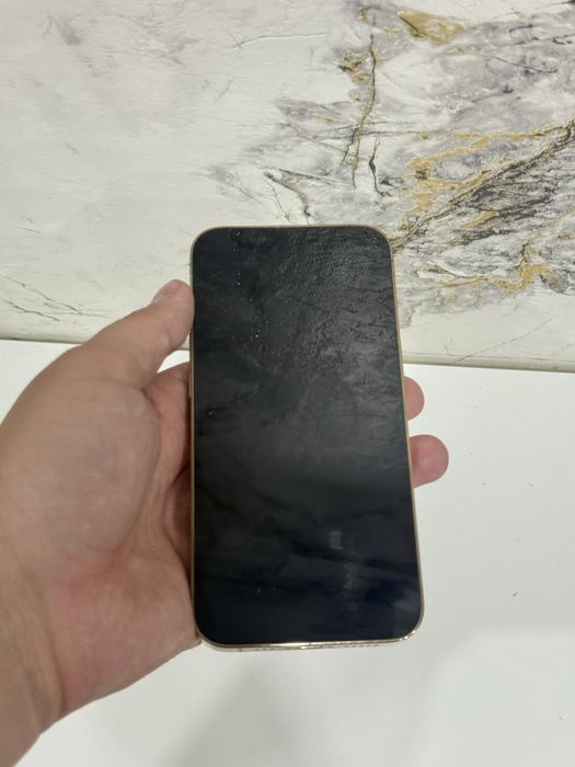 iPhone 13 pro 75 акб
