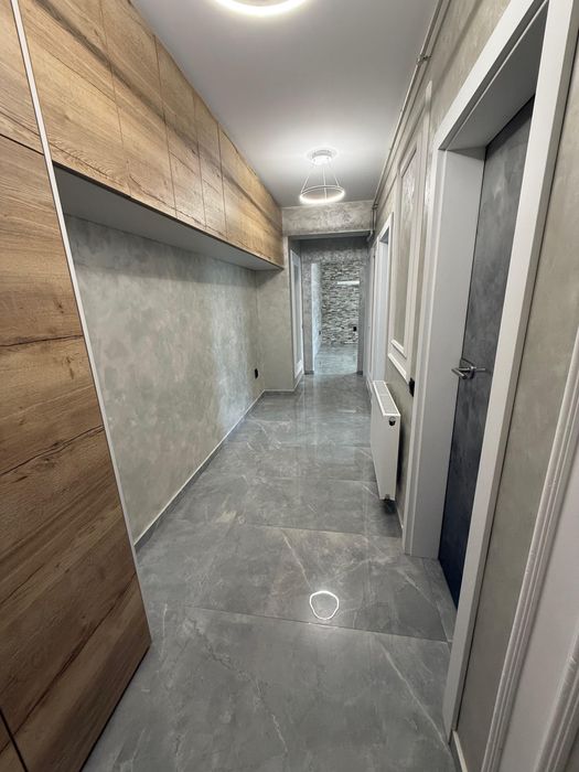 Apartament 2 camere, 62 mp utili, parter, semi-mobilat, Coresi - 135.000 €