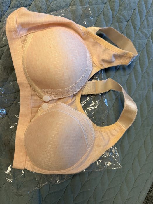 Бюстгалтер для кормящих мам