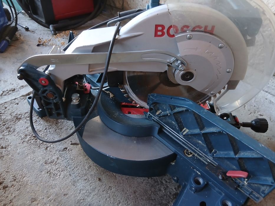 Циркуляр'' BOSCH