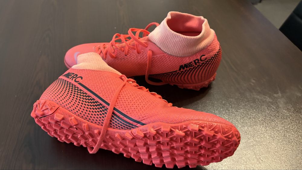 Стоножки Nike Mercurial