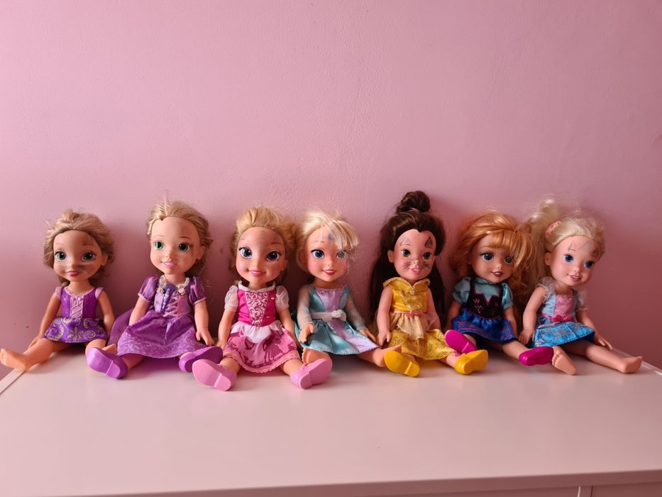 Papusi disney elsa ana rapunzel alba ca zapada