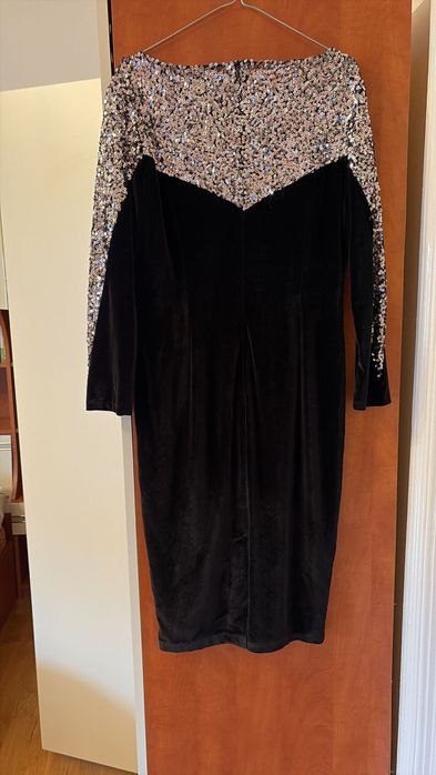 Rochie de carifea cu paiete