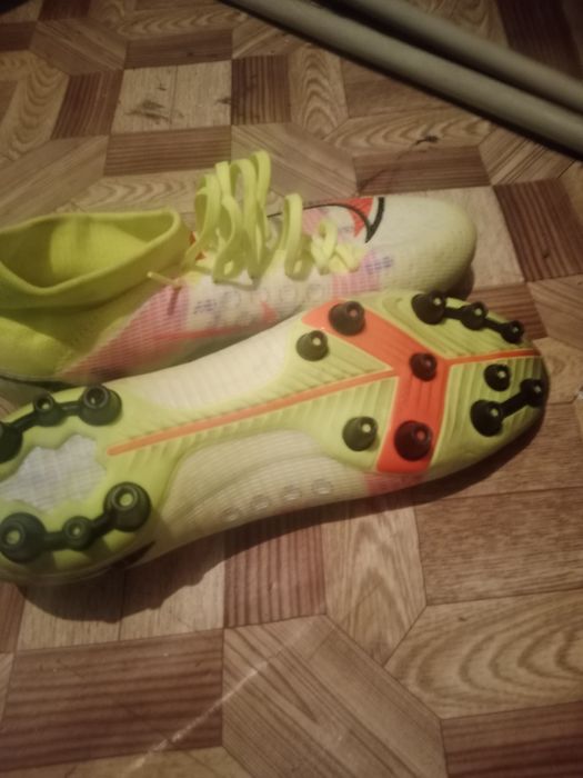 Продам бутси отл сост