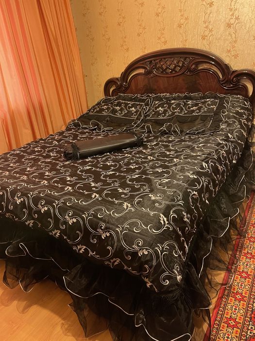 Продам шикарное турецкое покрывало комплект