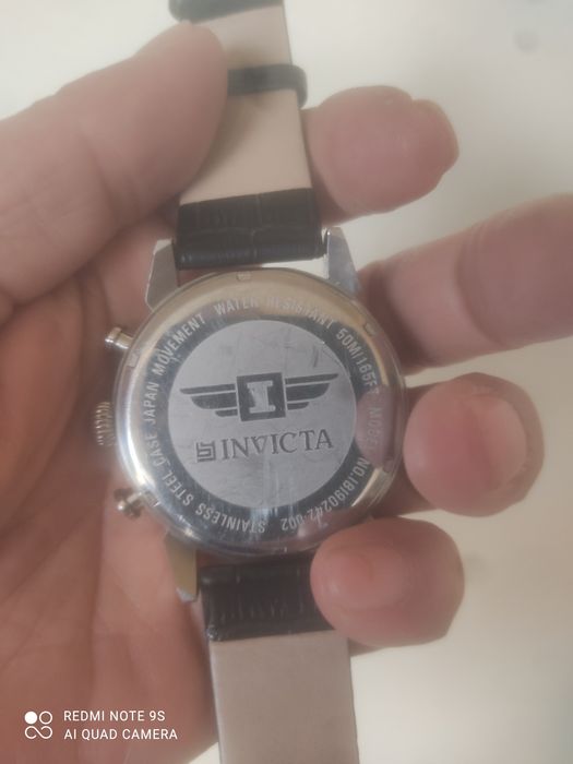 Часы инвикта кварц