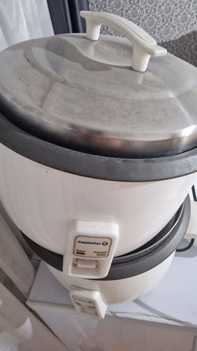 Продам рисоварку