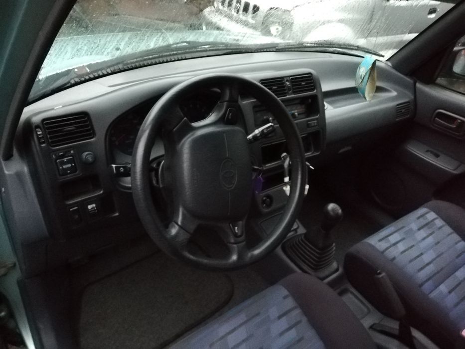 Bancheta spate toyota rav 4 2.0 i