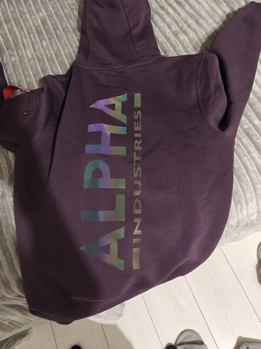 Худи (кофта с капюшоном)