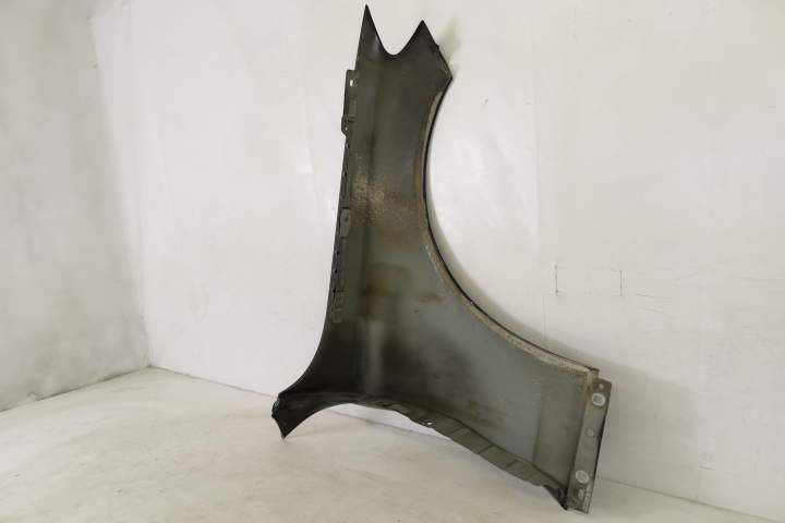 Ляво предно крило Оригинално в добро състояние Мерцедес-Бенц / Mercede