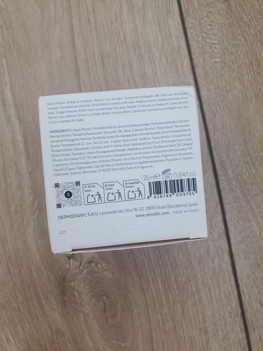Crema sensilis hidratantă pt ten sensibil