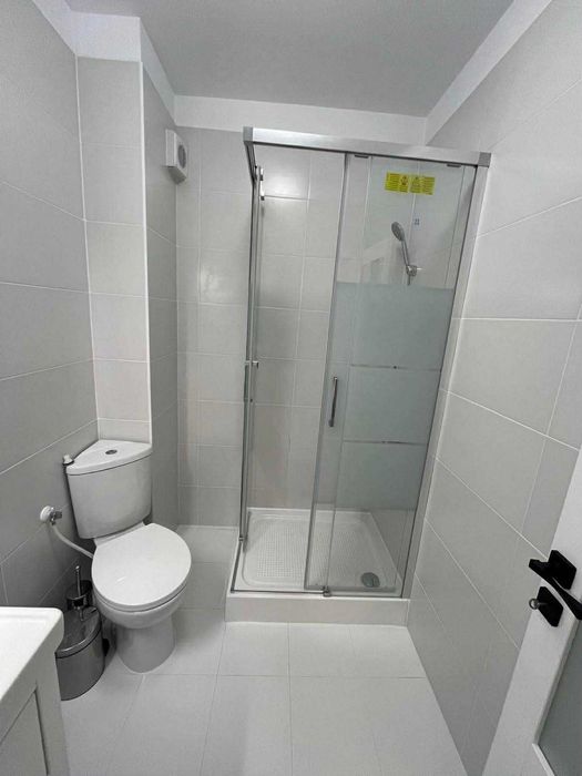 Vand apartament pe Abatorului 5