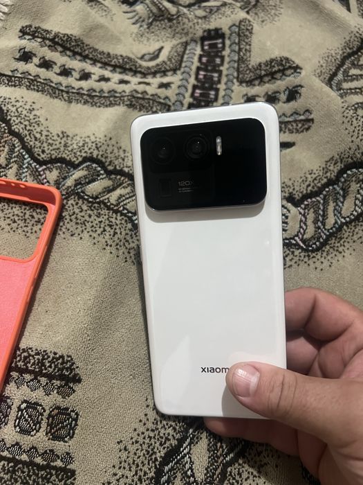 Продам ми 11 ultra