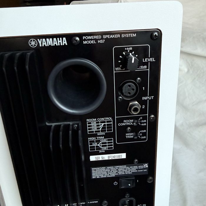 Yamaha HS7 boxe active