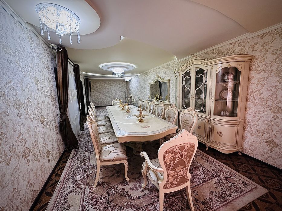 СРОЧНА Ховли сотилади