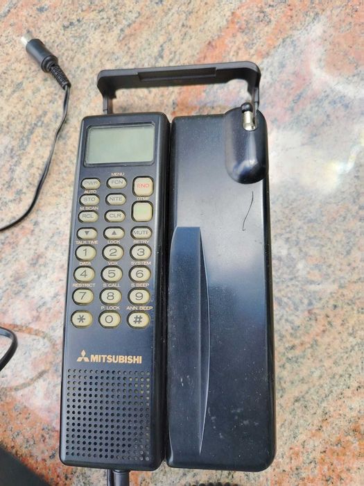 Telefon mobil din 1989