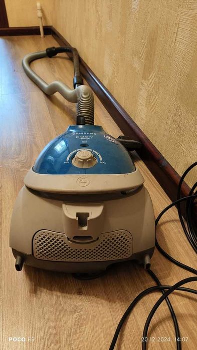 Пылесос Samsung б/у в рабочем состоянии