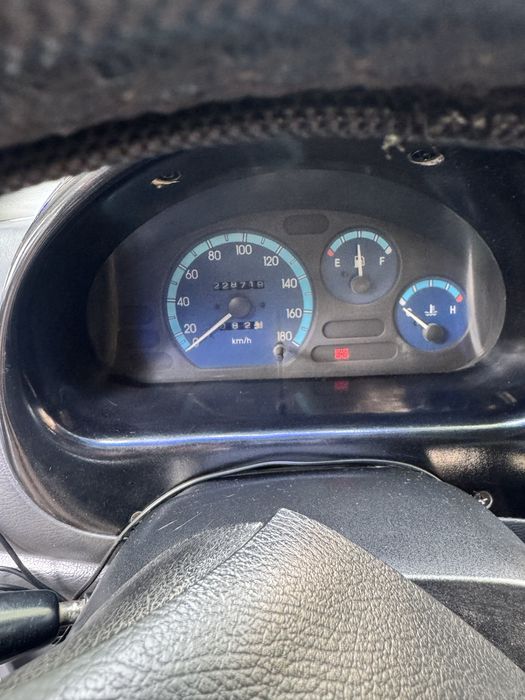 Matiz срочно прадется 2004