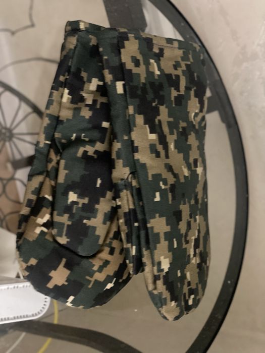 Варежки новые теплые