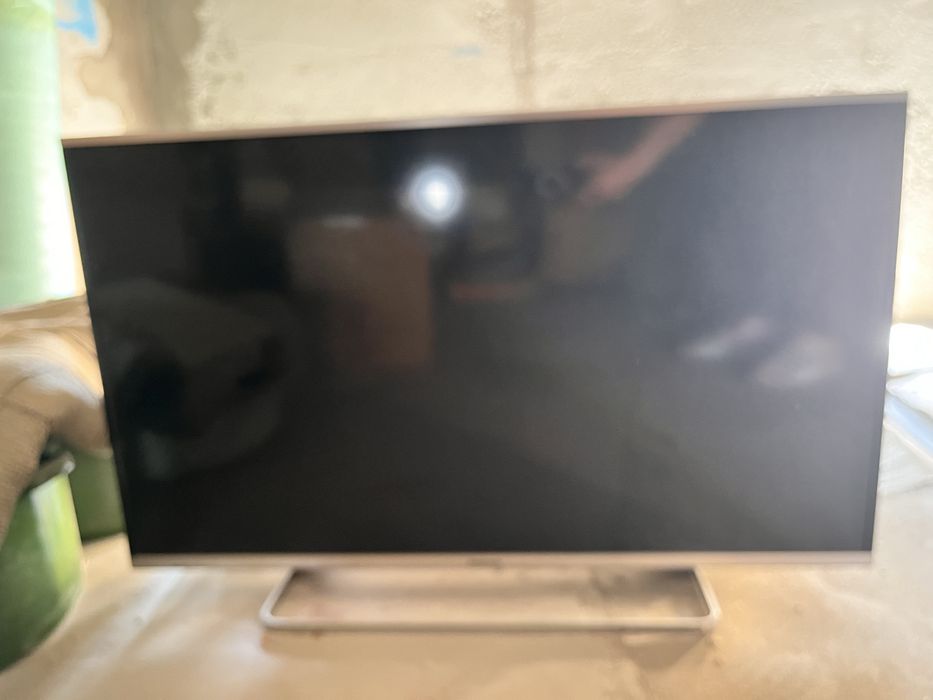 Телевизор Panasonic (40) 3D