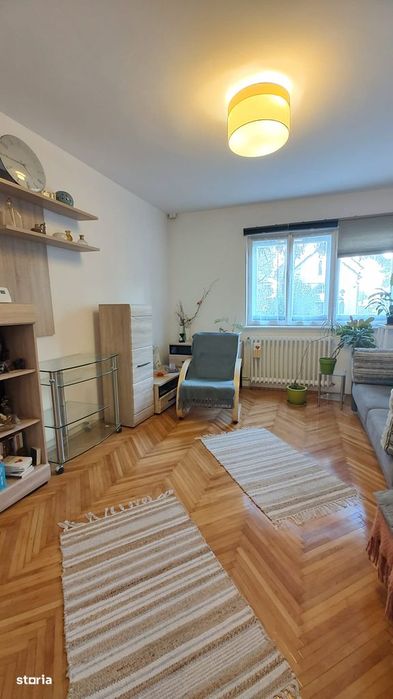 De vanzare apartament 3 camere,parter,zona OPC Deva — fotografia 3