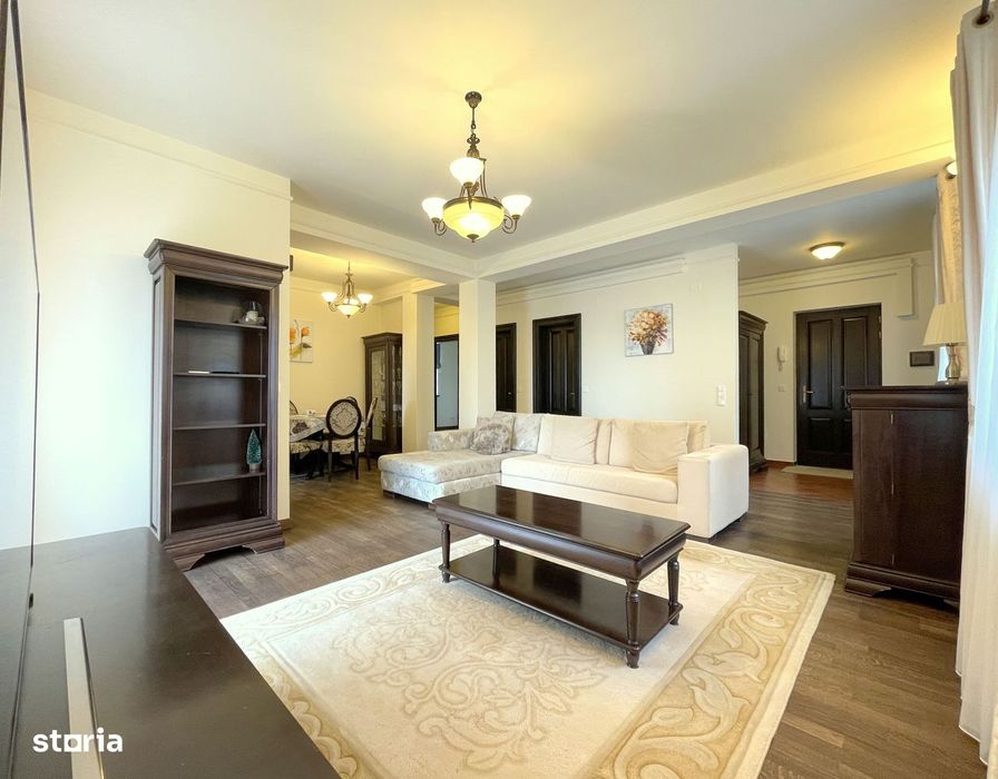 Apartament 3 camere - zona Mircea cel Batran