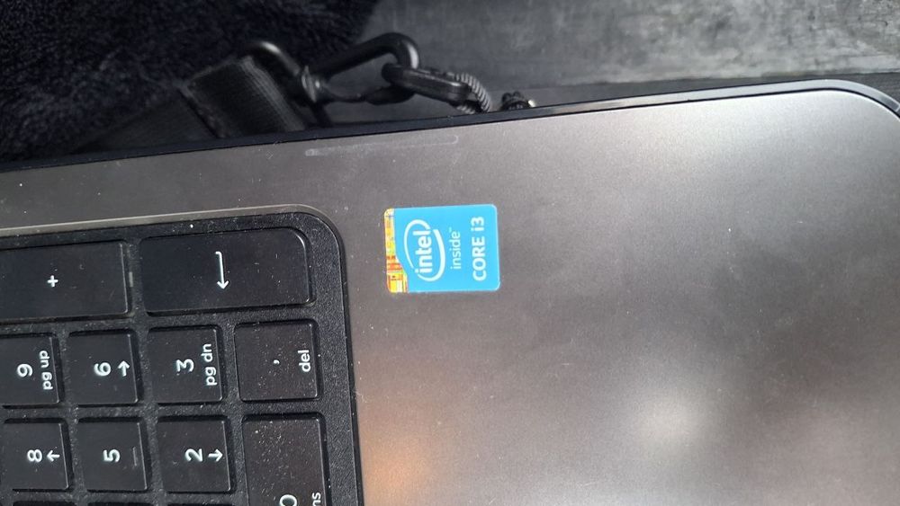 Noutbook HP sotiladi