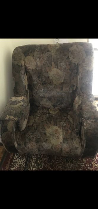 Удобное кресло  для гостинноей