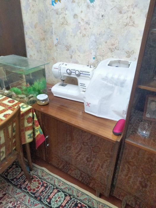 Два серванта и комод