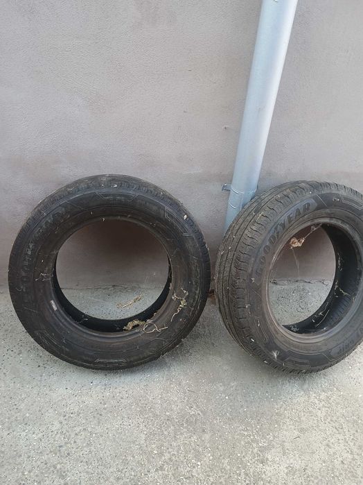 Vând 2 cauciucuri 195/75r16 C an 2024 aproape noi