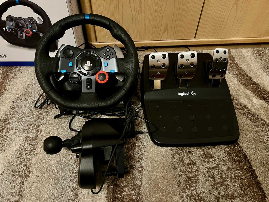 Volan Logitech G29 + Pedale + Schimbator IMPECABILE